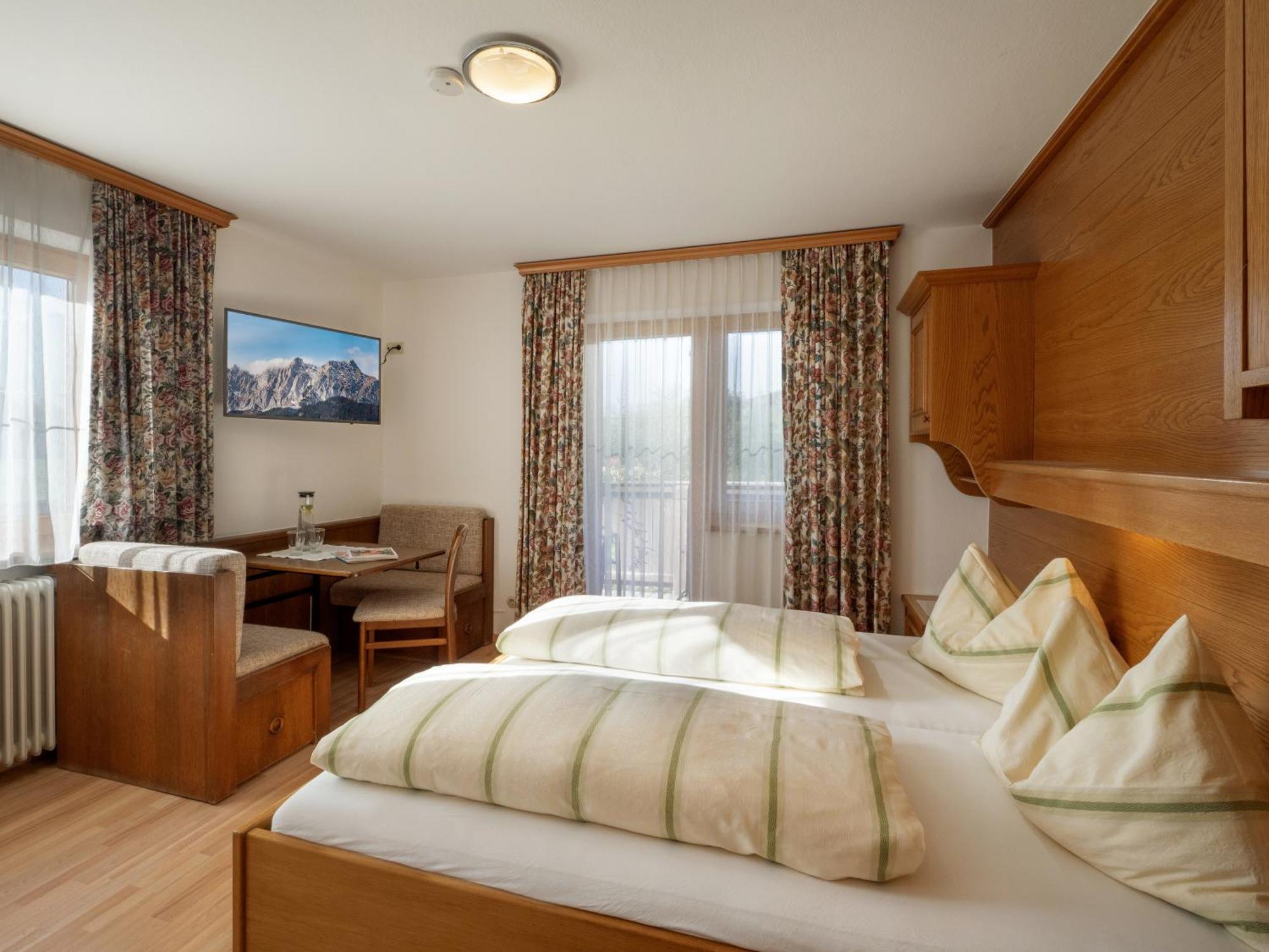 Apartment-Pension Schmiedererhof Sankt Johann in Tirol Esterno foto