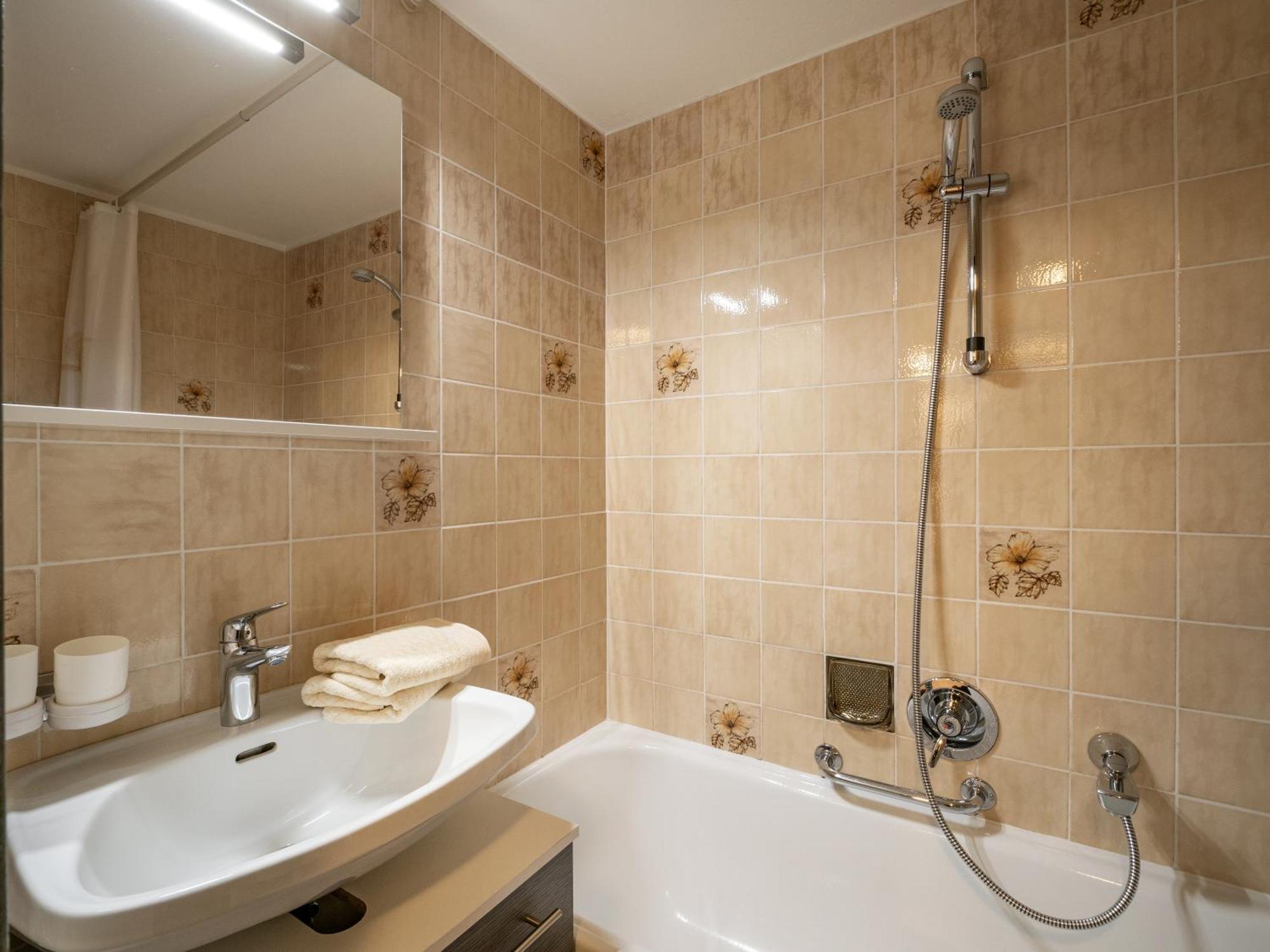 Apartment-Pension Schmiedererhof Sankt Johann in Tirol Esterno foto